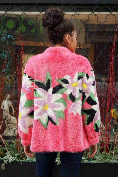 The Artistry of Fur Sexy in Floral 77665 - Image 2