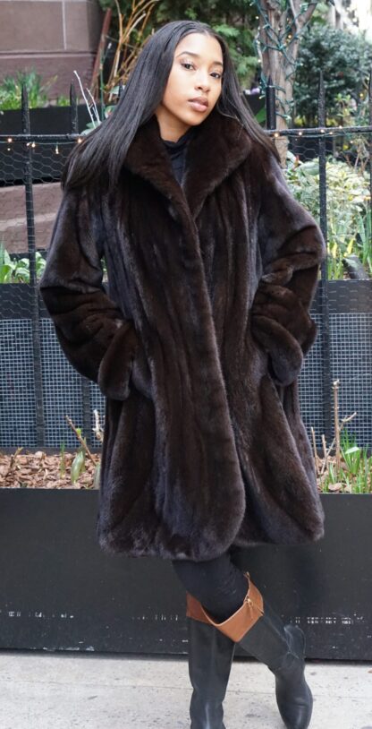 Mahogany Swing Mink Stroller 5564 - Image 3