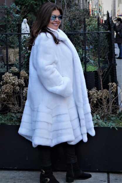 Plus Size White Mink Directional Fur Stroller 29833 - Image 5