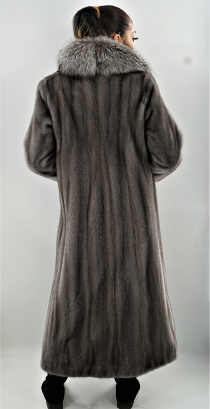 Blue Iris Mink Coat Indigo Fox Fronts 64633 - Image 2