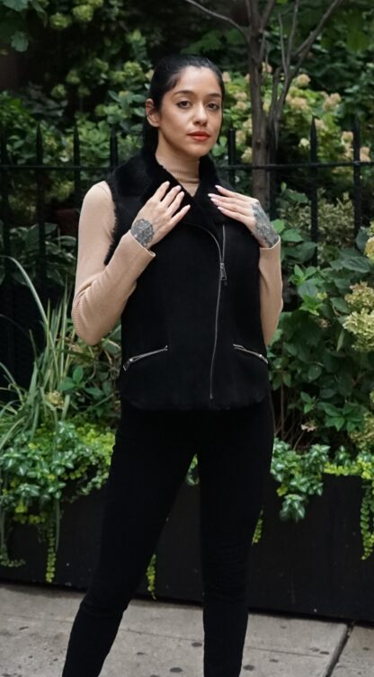 Black Shearling Vest 9383 - Image 2