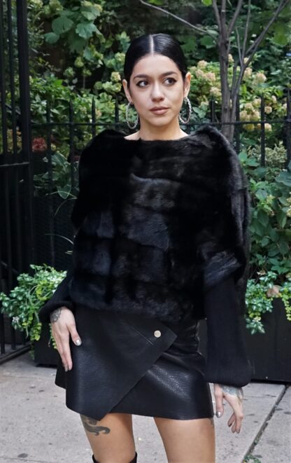 Horizontal Pullover Mink Jacket Size 4-6 30298 - Image 5