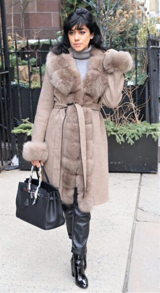 Oatmeal Mist Colored Alpaca Coat Fox Trim Size Medium 84747