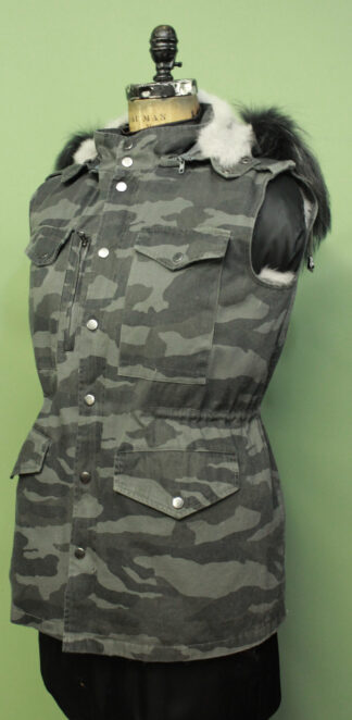 Grey Camouflage Vest Detachable Rabbit Fur Lining Detachable Hood 51321