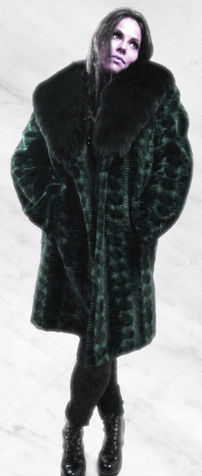Green Lazor Cut Mink Fur Coat Black Fox Fur Collar 31122 - Image 4