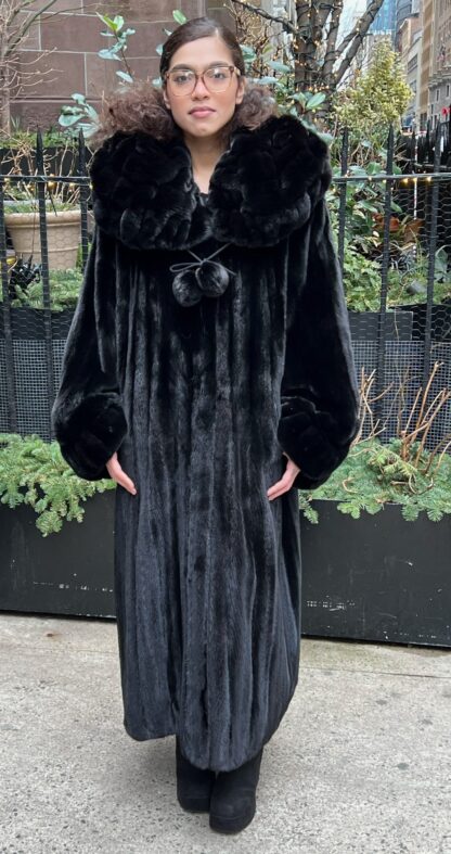 5 Star Blackglama Full length Mink Coat 8282 - Image 6
