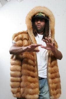 Jirmad Gordon 's Mens Red Fox Fur Vest