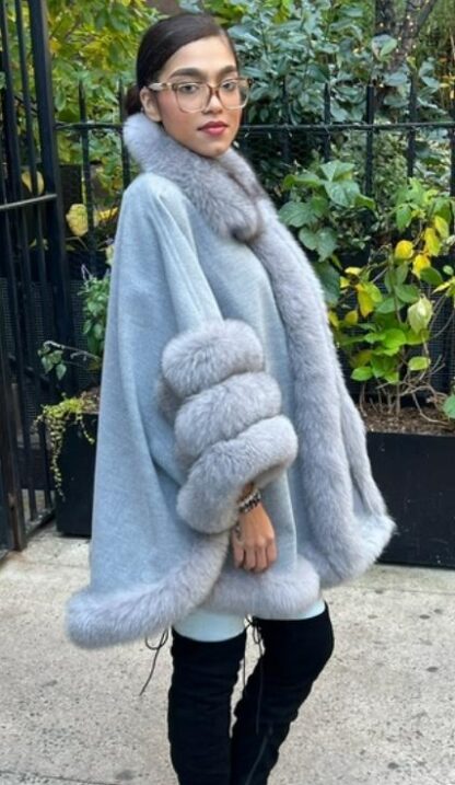 Light Grey Cashmere Wool Fox Cape 7444 - Image 2